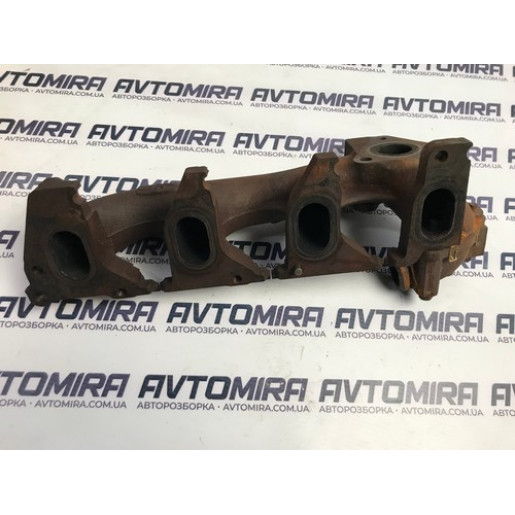 Колектор випускний Renault Megane II 1.9 DCI 2002-2009 8426549